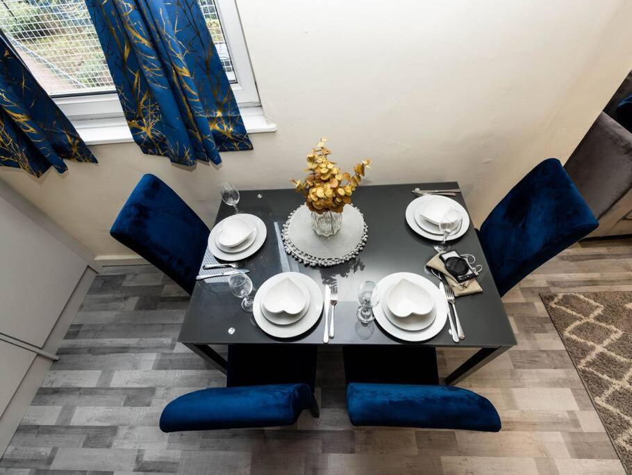 1 Bedroom-Sofabed-Worktable-4-Wifi-Parking Londyn Zewnętrze zdjęcie